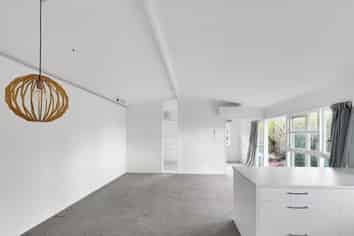 3/89B Te Kawa Road, Greenlane