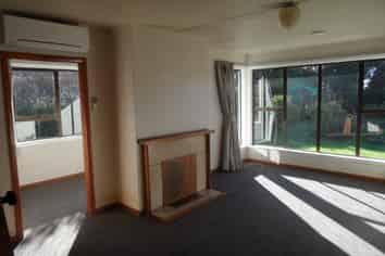 37 Weka Street, The Wood