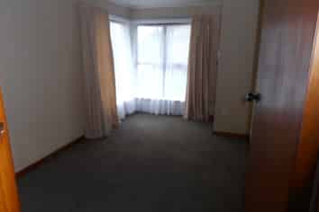 37 Weka Street, The Wood