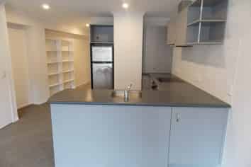 2f/83 New North Road, Eden Terrace