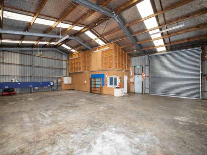 922sqm Flexible Warehouses | Lease One or Both