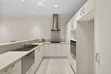 49 Covent Drive, Stoke