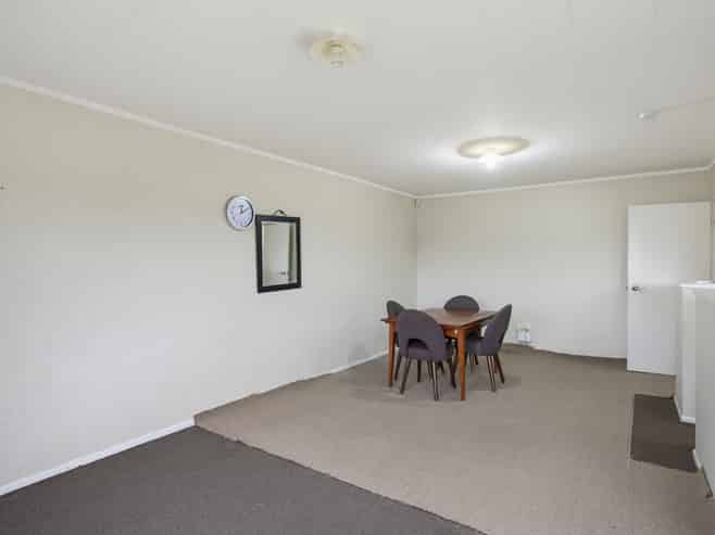 16B Buckley Grove, Paraparaumu