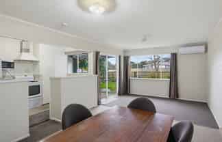 16B Buckley Grove, Paraparaumu