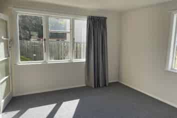11b Nelson Terrace, Seaview