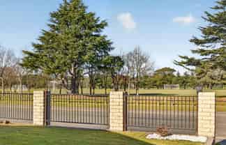 40 Oakley Crescent, Hornby