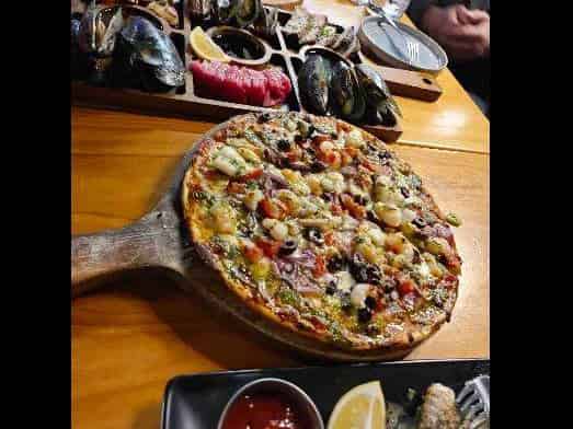 $1M Turnover Waterfront Cafe & Bar
