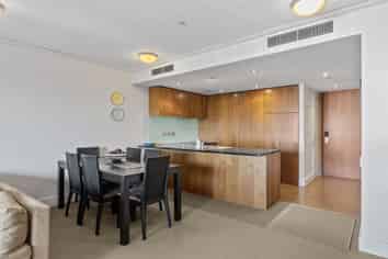 17d/12 Bolton Street, Wellington Central