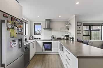 15 Discovery Place, Marfell