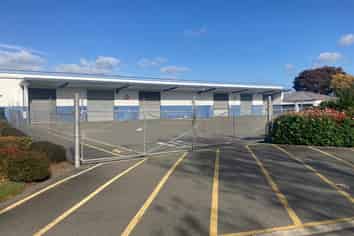 Airport Warehouse with Chiller & Freezer Facilities