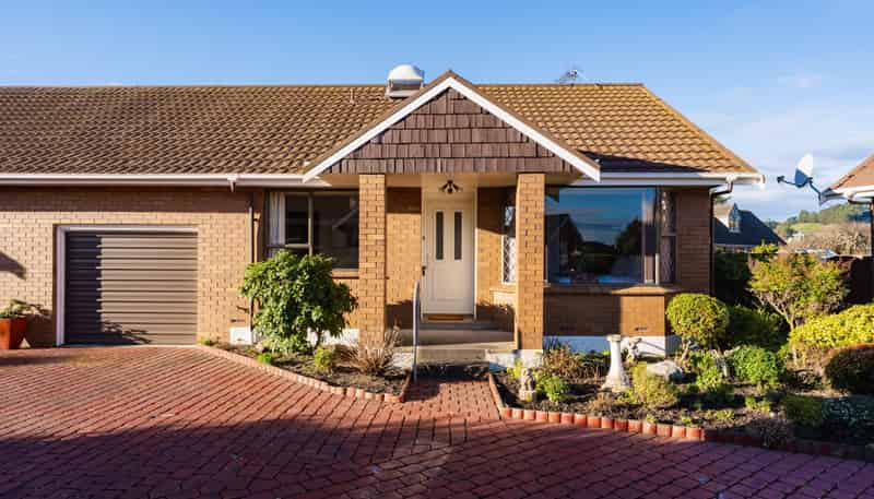 1F Cornish Lane, Mosgiel