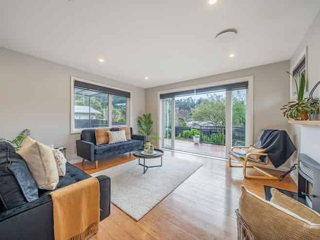 12 Forest Road, Pinehaven