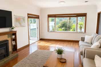 223 Lake Road, Belmont