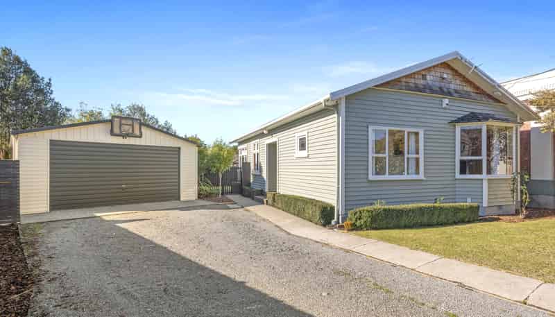 47 Dickens Street, Addington