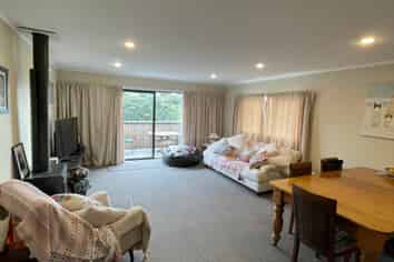 6 Tiri View Place, Waiake