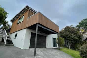 6 Tiri View Place, Waiake