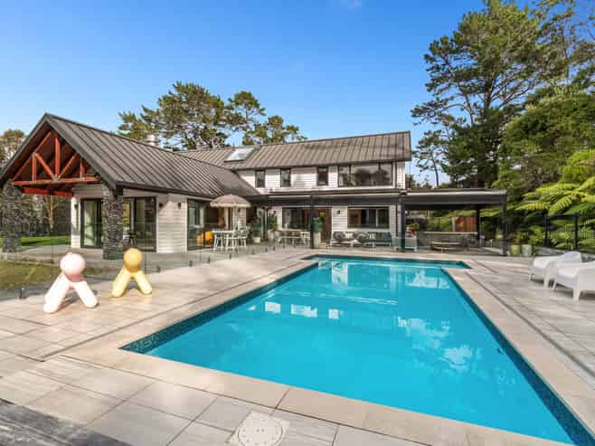 16 Collings Drive, Lucas Heights