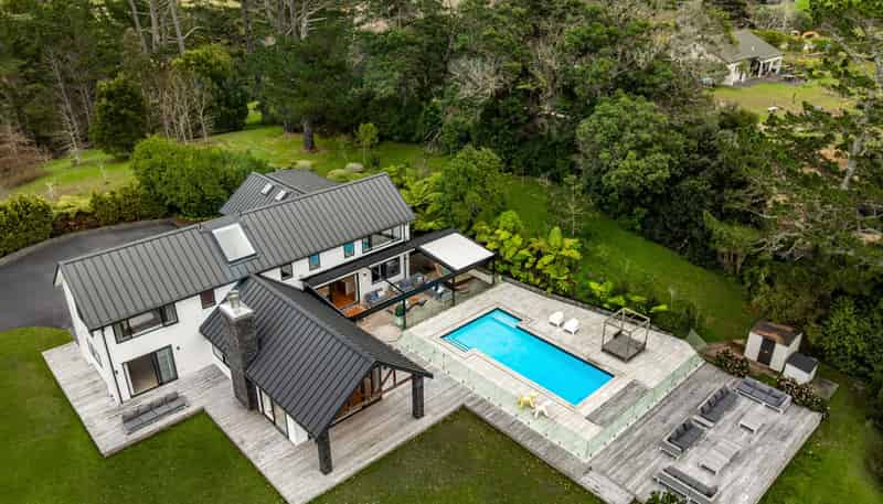 16 Collings Drive, Lucas Heights
