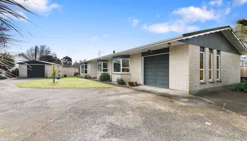 65 Park Road, Carterton
