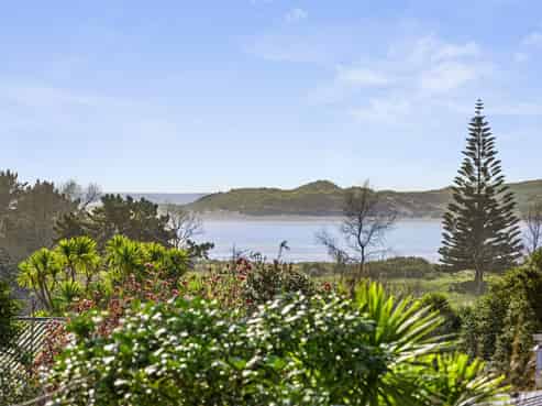 30b Taipari Avenue, Raglan
