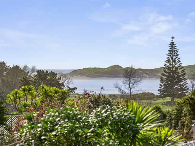 30b Taipari Avenue, Raglan