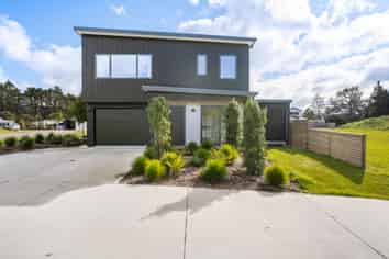 18 Pinnacles Lane, Pauanui