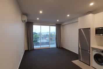 315/1A Soljak Place, Mount Albert