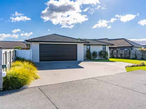 1 Te Akau Place, One Tree Point