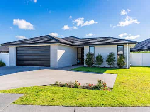 1 Te Akau Place, One Tree Point