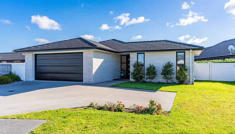 1 Te Akau Place, One Tree Point