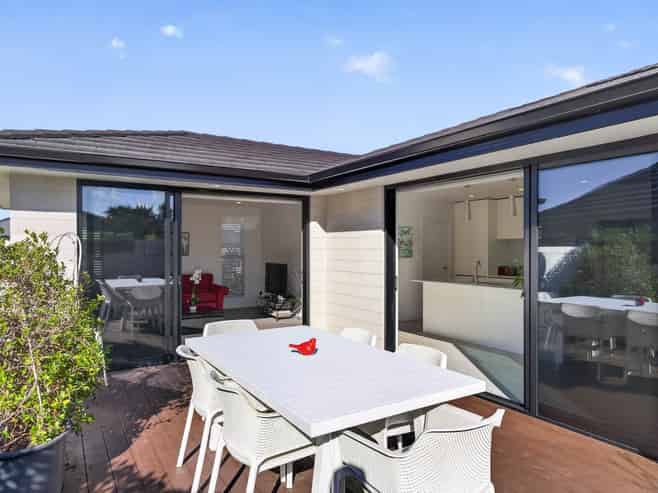 1 Te Akau Place, One Tree Point