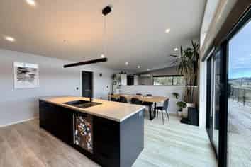 17 Rex's Way, Green Island