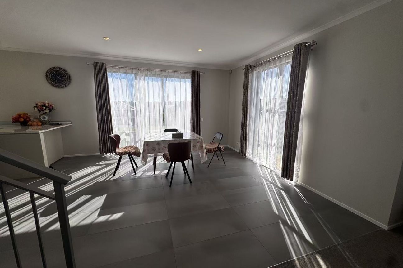 A beautiful three- bedroom house in Greenhithe for rent! – pohled 4