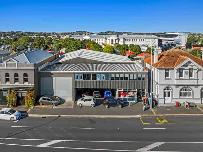 STRATEGIC FREEHOLD WITH INCOME IN PLACE

 
