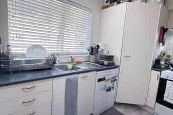 8/5 Kilham Avenue, Northcote