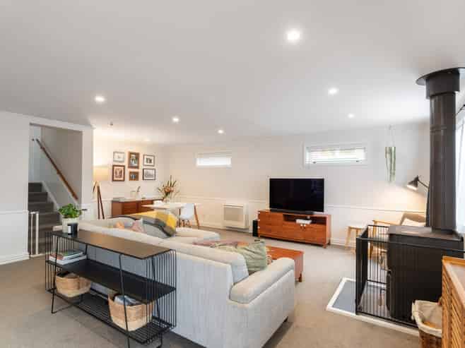 124 Wyndham Road, Pinehaven