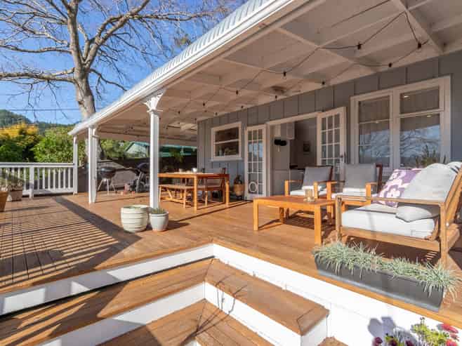 124 Wyndham Road, Pinehaven