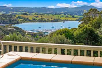 9 Kotare Place, Sandspit