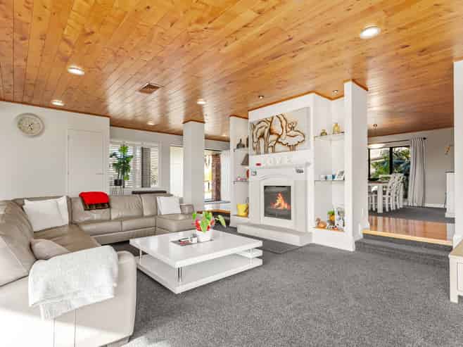 9 Kotare Place, Sandspit
