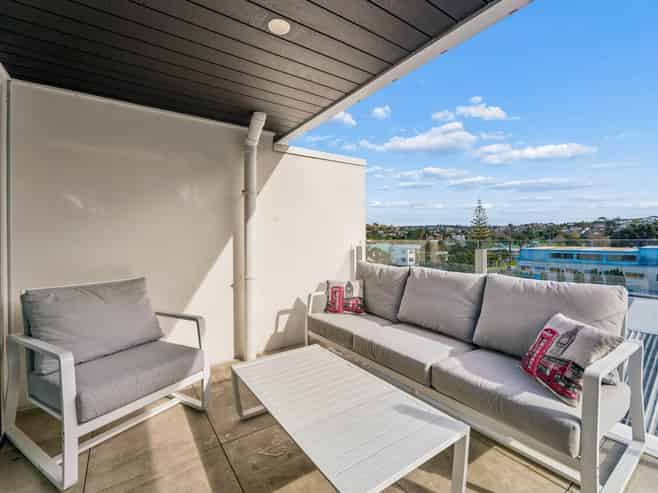 410/25 Bute Road, Browns Bay