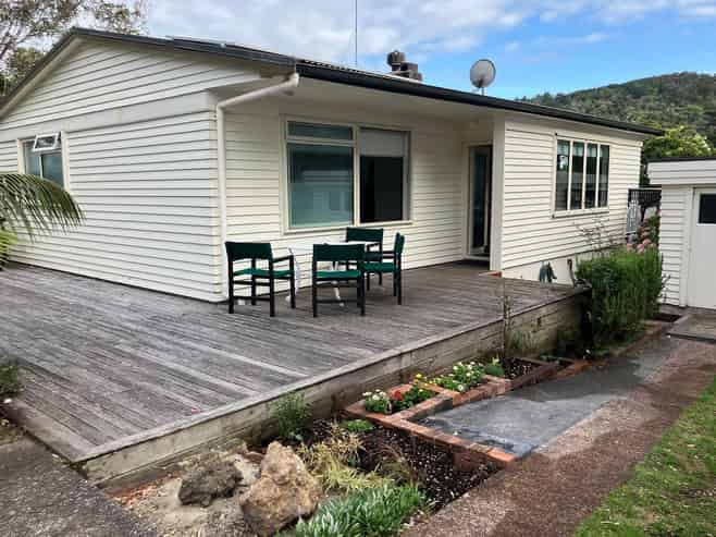 52 Waiwera Road, Waiwera