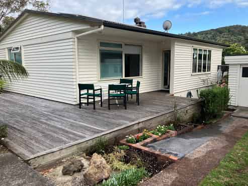 52 Waiwera Road, Waiwera