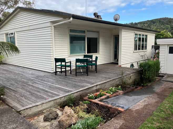 52 Waiwera Road, Waiwera