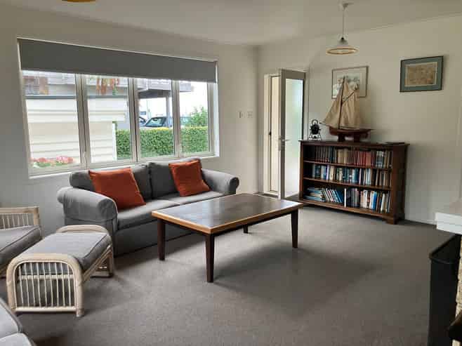 52 Waiwera Road, Waiwera