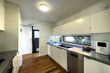 96 Riddell Road, Glendowie