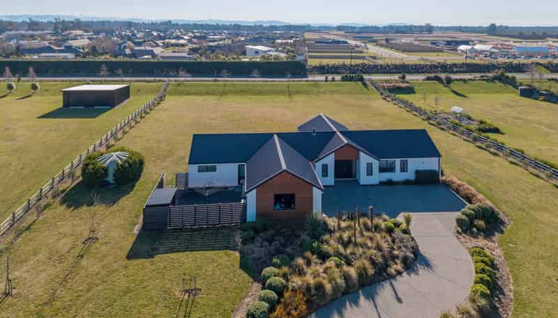 37 Silver Peaks Drive, West Melton