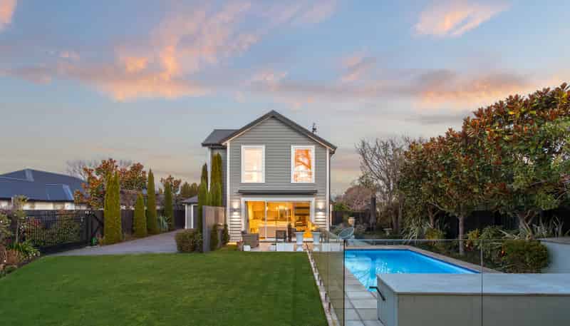 12 Nightingale Place, Papanui