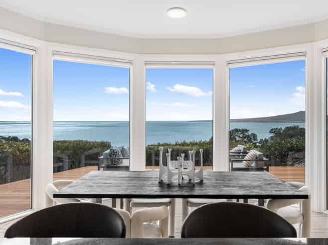 220 Lake Road, Takapuna