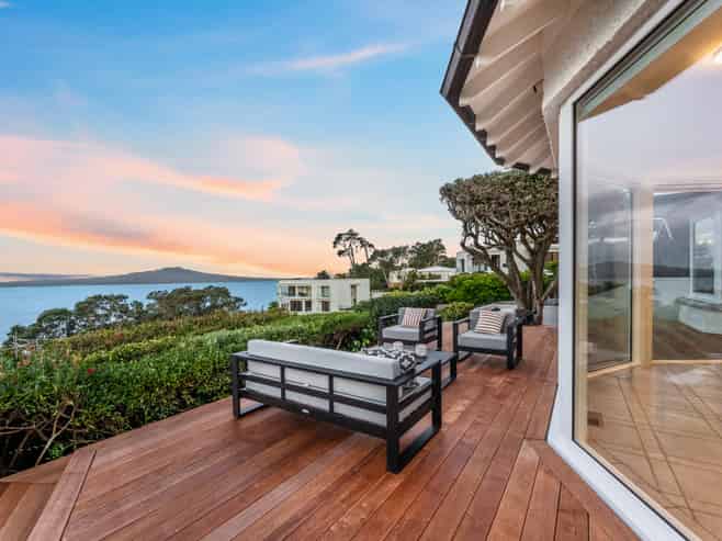 220 Lake Road, Takapuna