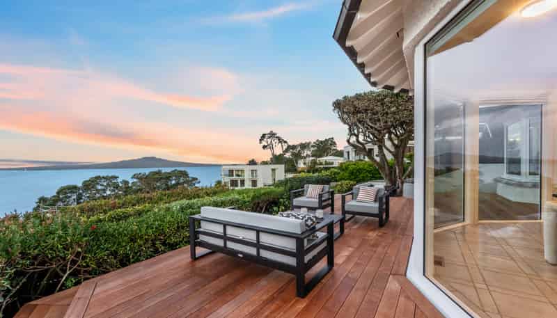 220 Lake Road, Takapuna
